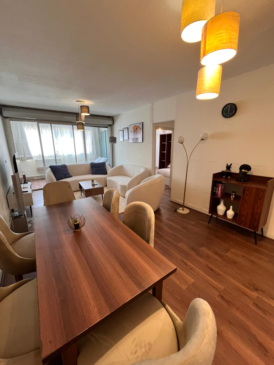 Bright 2BR Apartment in Prime Zamalek Location