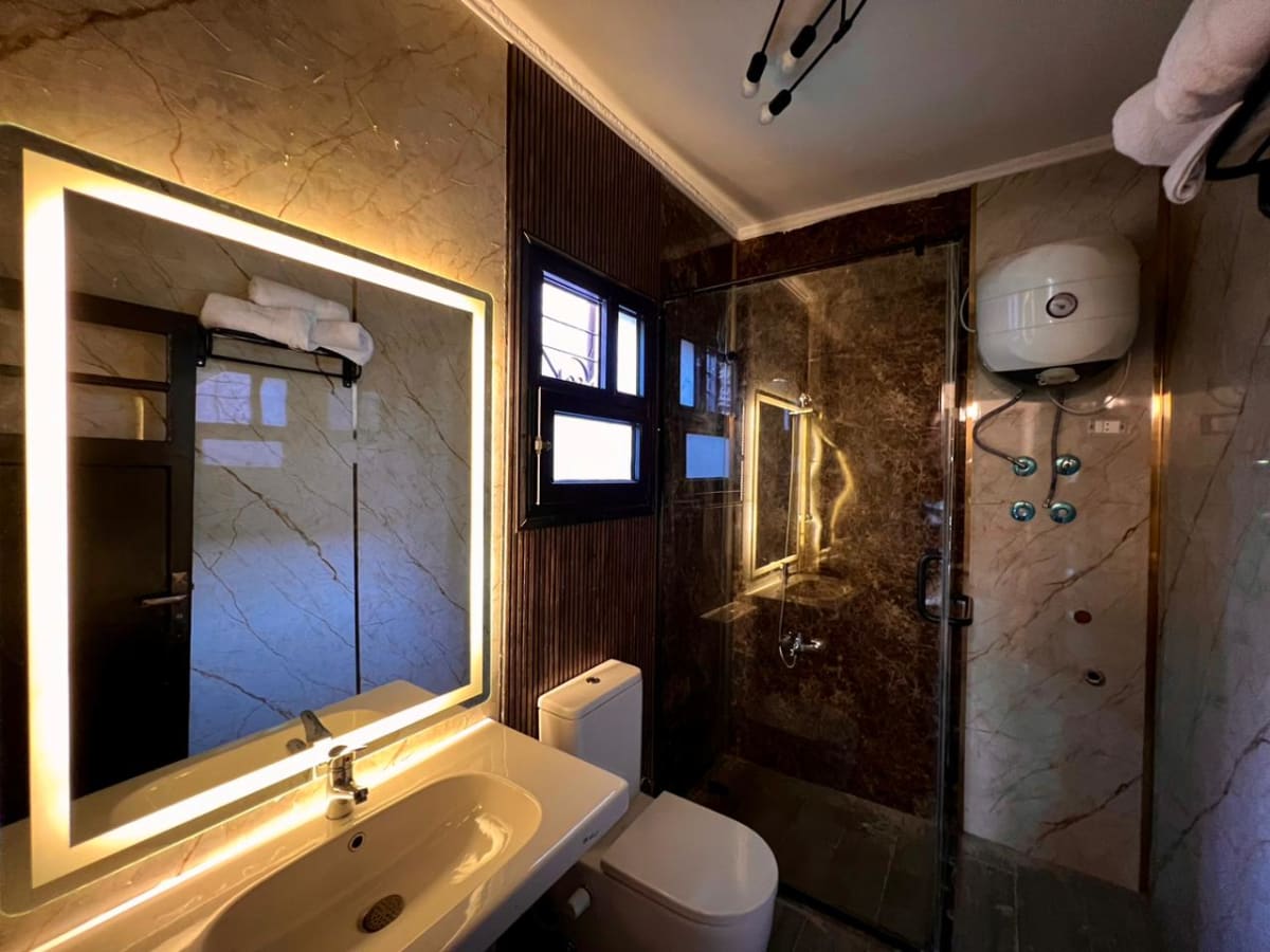 Apartment With Wide Balcony In Zamalek|150SQM.