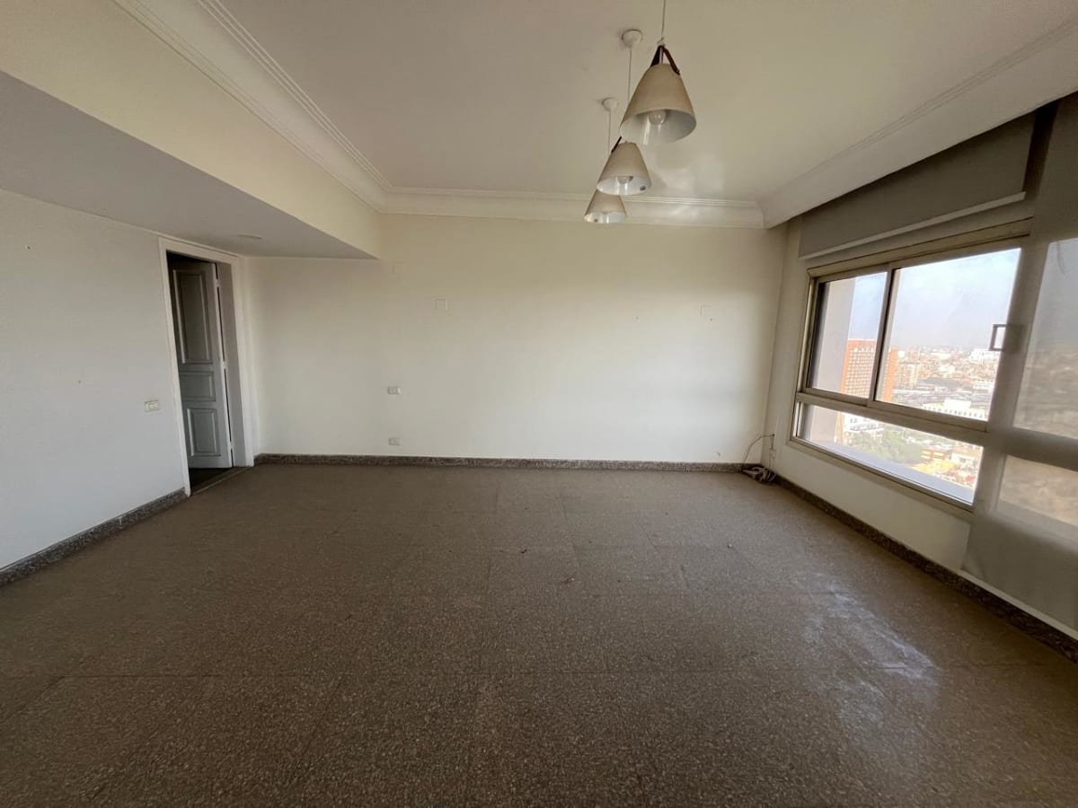 Bright Family Apartment in Prime Location In Zamalek