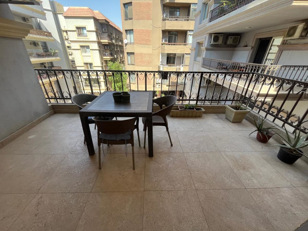 Elegant Apartment With Shared Pool Access In Sarayat Maadi.