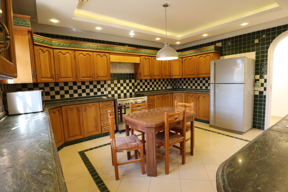 Elegant And Bright Apartment For Rent In Maadi Sarayat. 