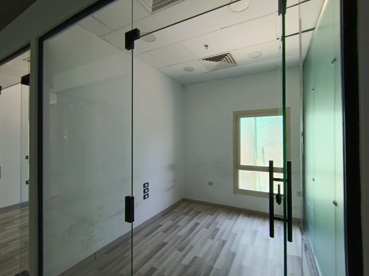 Administrative Office for Rent in New Cairo | 131m² | 90th South.