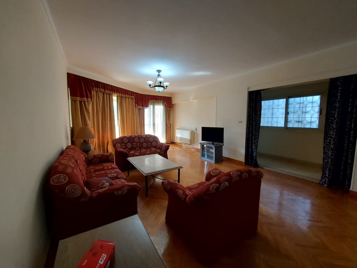 Well-Located Spacious Apartment In Zamalek