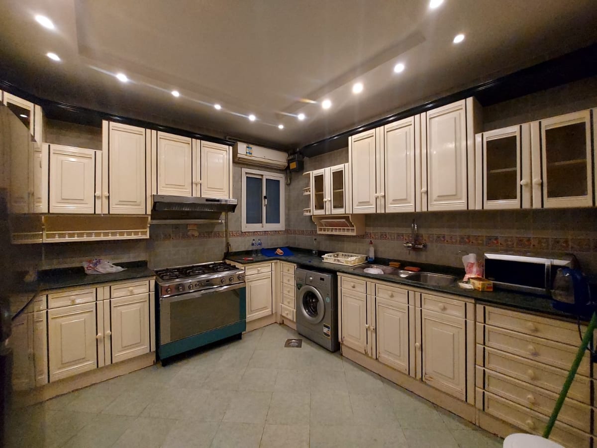 Spacious Apartment in Prime Location In Zamalek