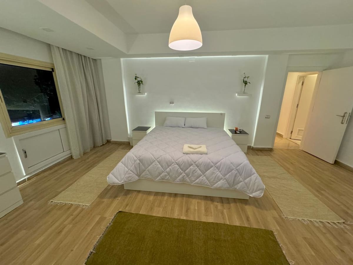 Apartment With View Nile In Premium Location In Zamalek