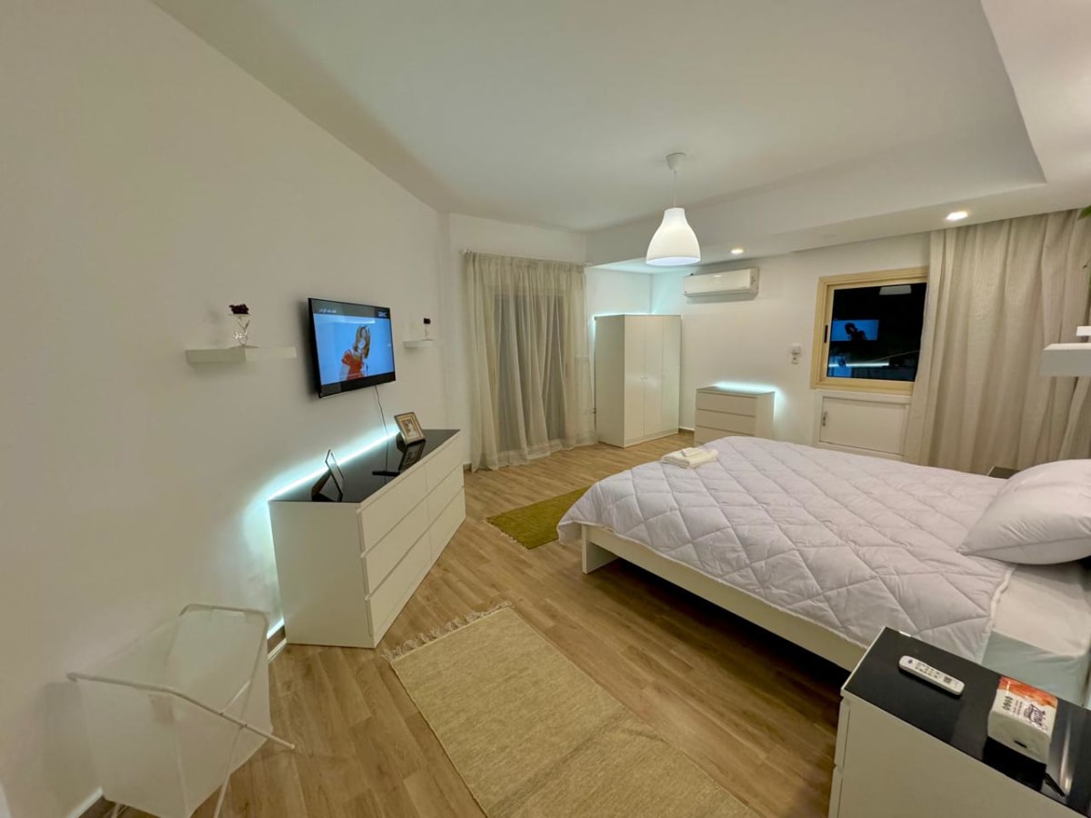 Apartment With View Nile In Premium Location In Zamalek