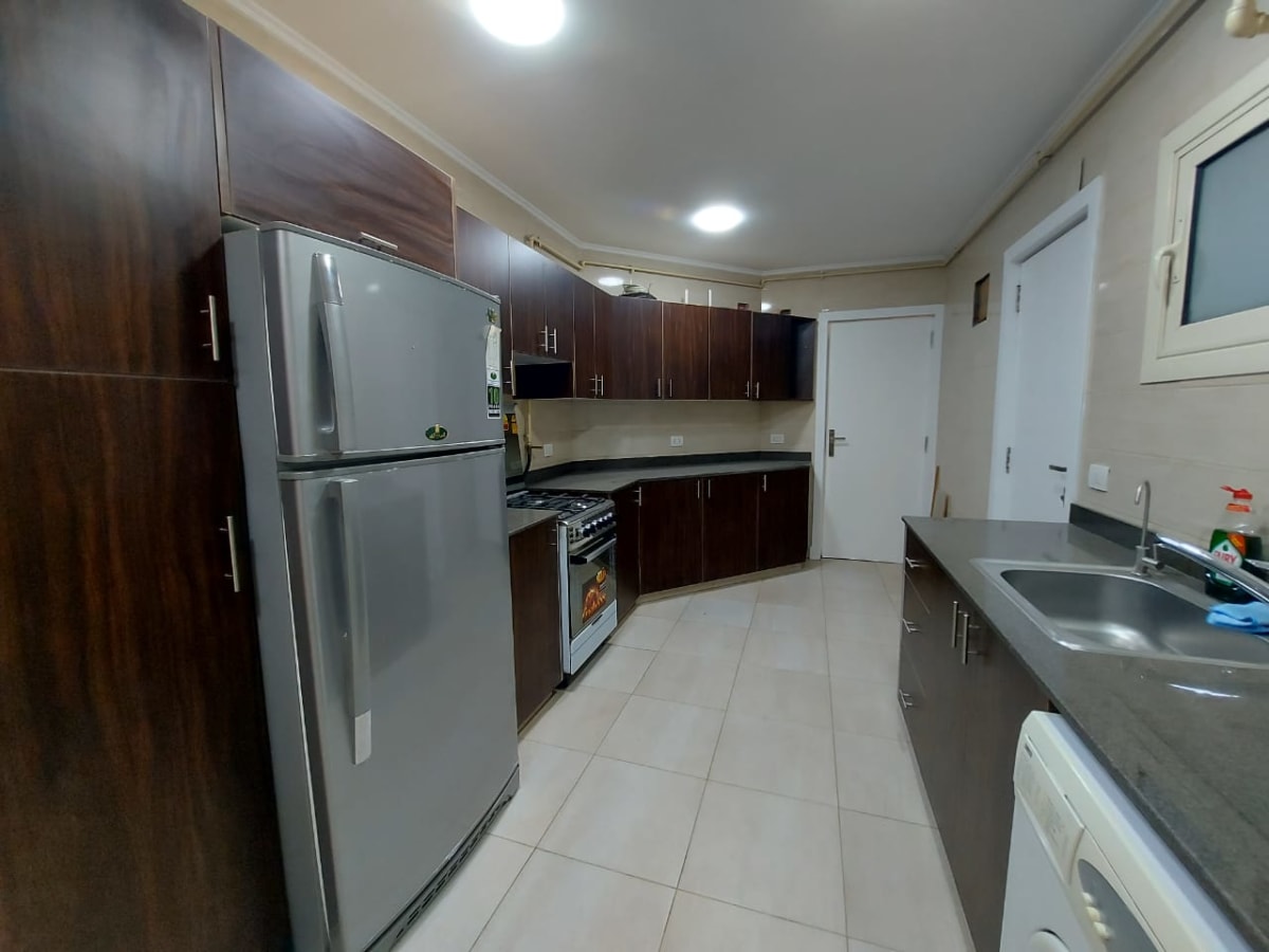 Bright 2BR Apartment with Green Views In Zamalek