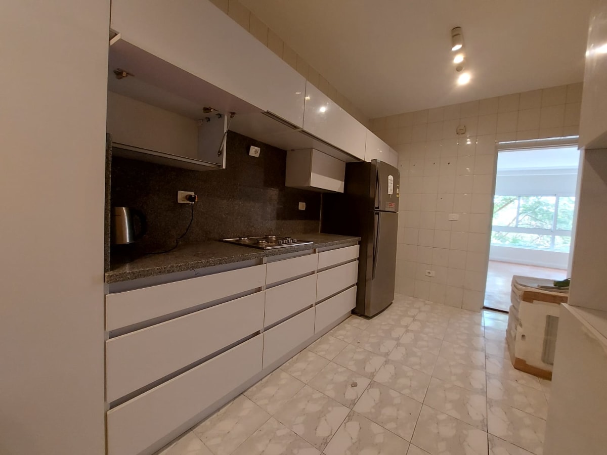 Bright & Airy Apartment with Quality Finishes In Zamalek