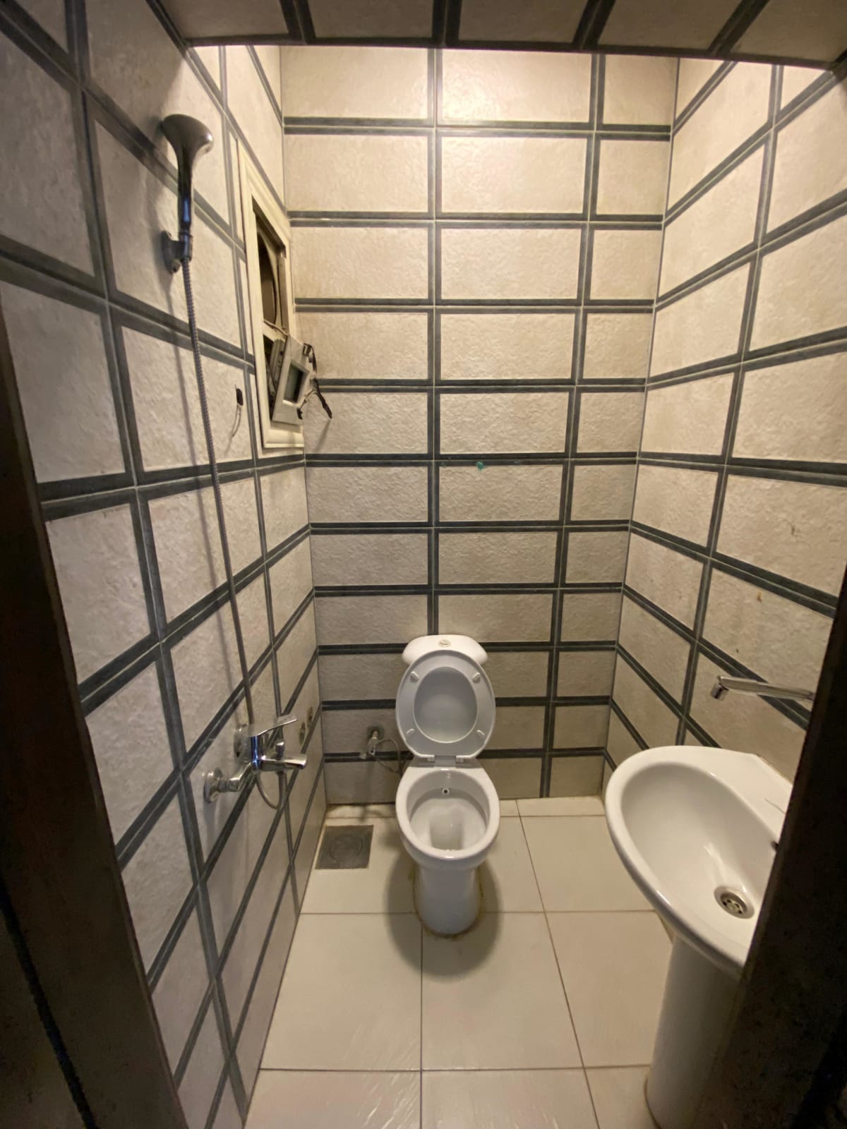 Administrative Office | 200 Sqm | Zahraa El Maadi | Prime Location