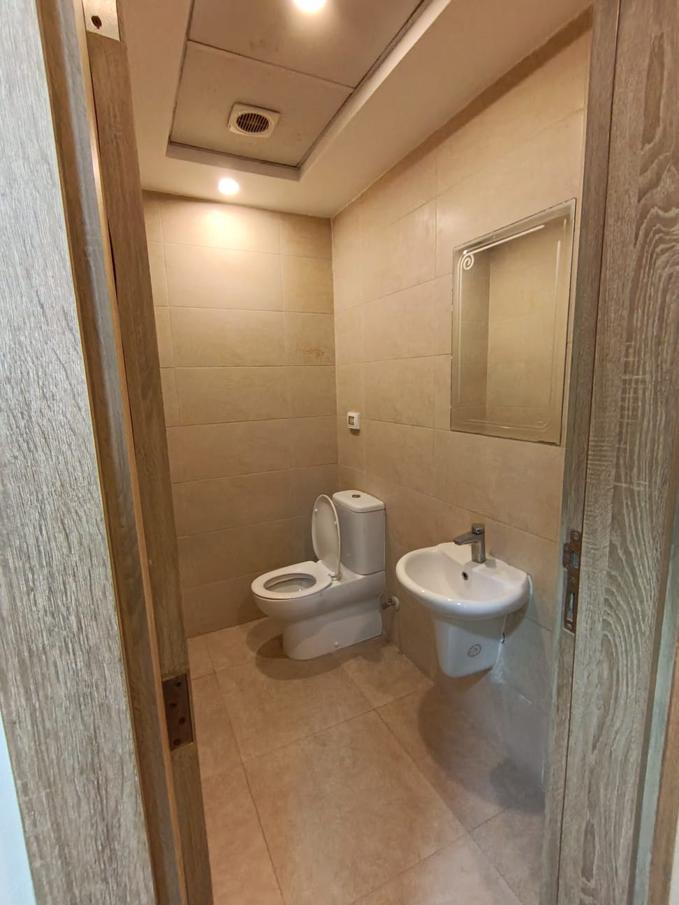 Administrative Office Space for Rent in New Cairo | 148m² | North 90.