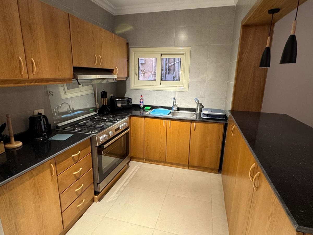 Warm & Welcoming Ground Floor Apartment in Maadi Sarayat.