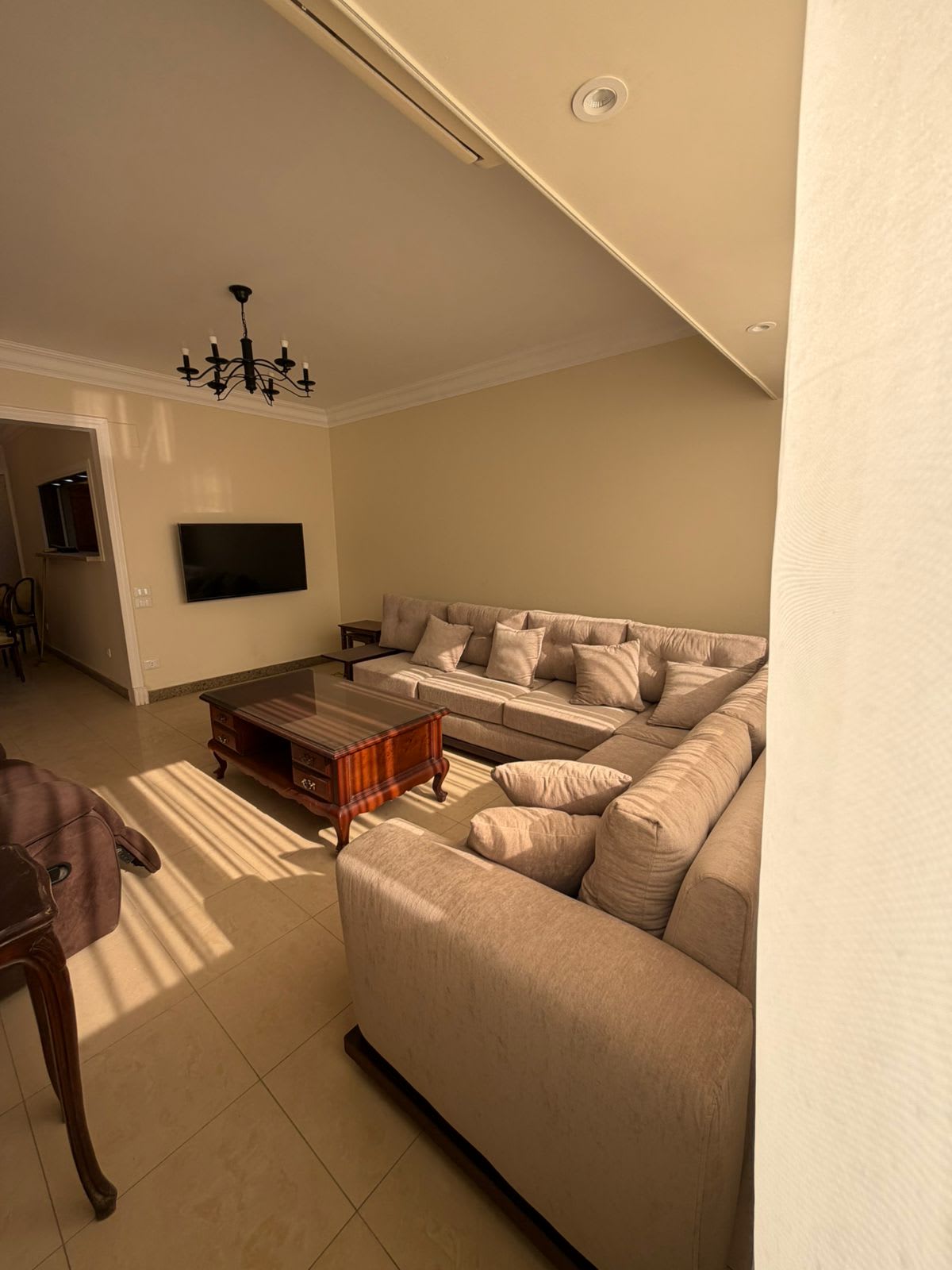 Furnished Apartment With Sunny Interiors For Rent In Zamalek|130SQM.