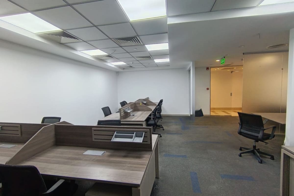 Administrative Office For Rent In 90th North| 181m² | New Cairo.