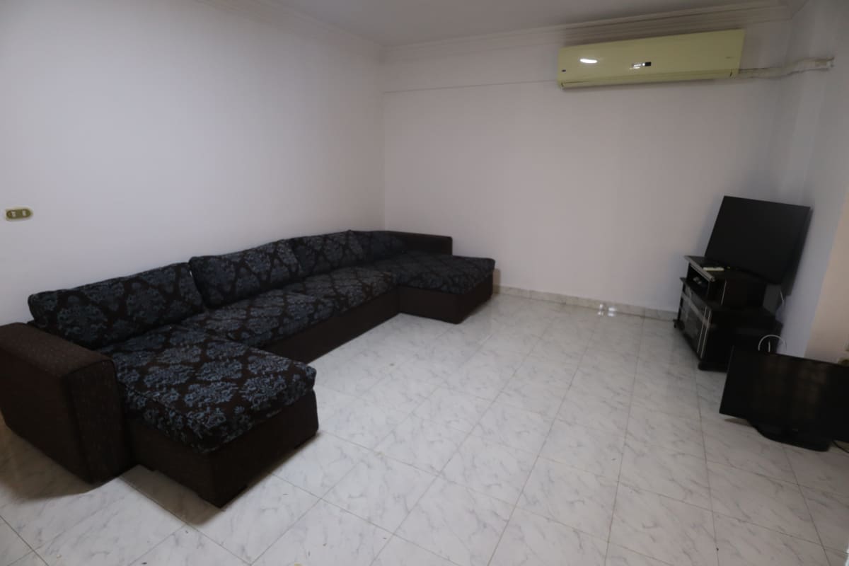 Bright 3BR Apartment in a Prime Location in Maadi