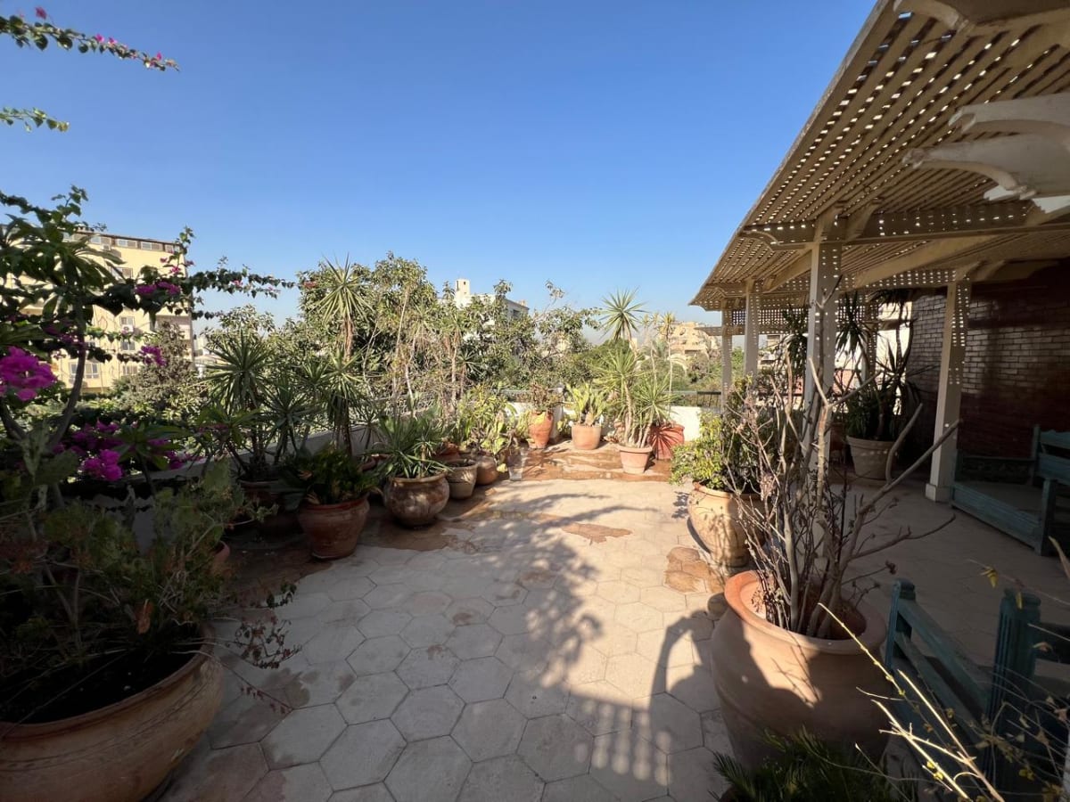 Elegant 2BR Penthouse in Maadi 160 sqm Living