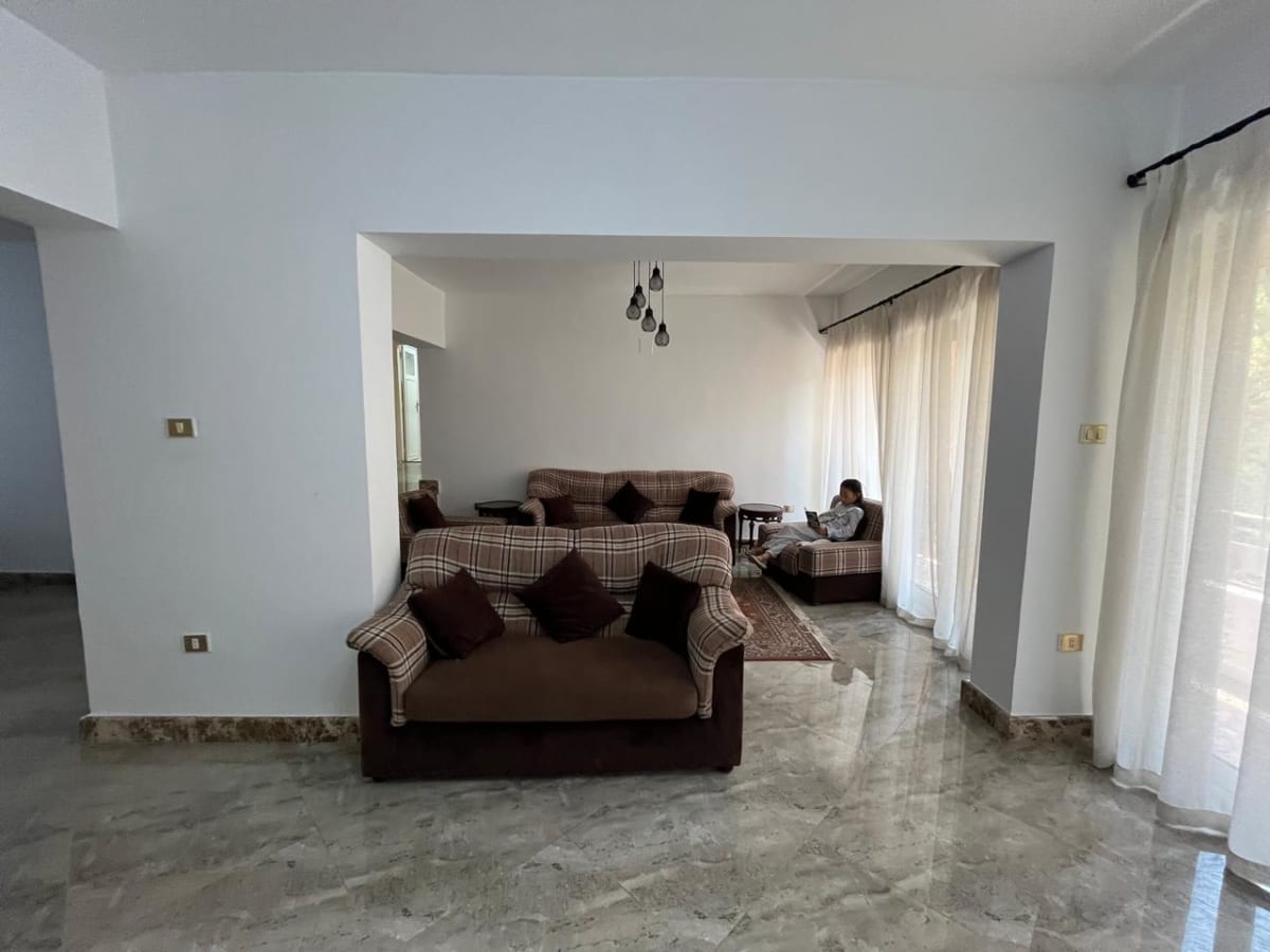 Apartment With180sqm Modern Gem in Prime Maadi Sarayat
