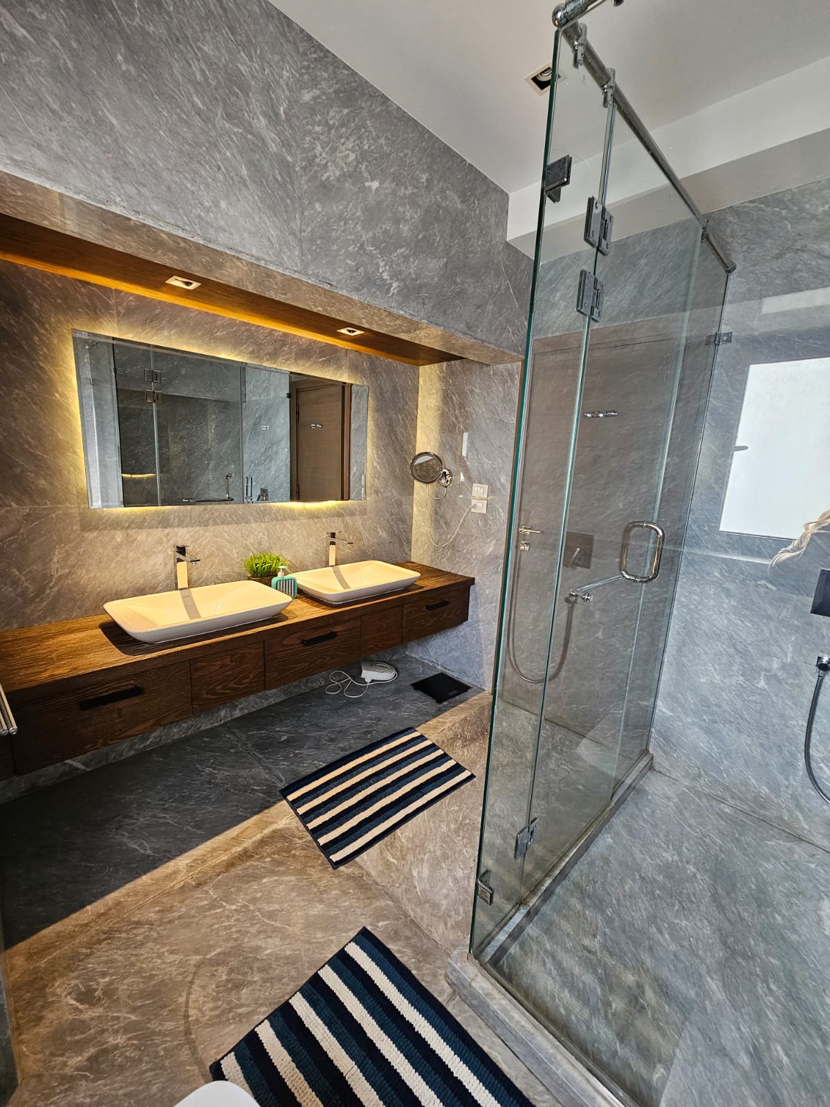 Charming Luxury Duplex In The Heart Of New Maadi.