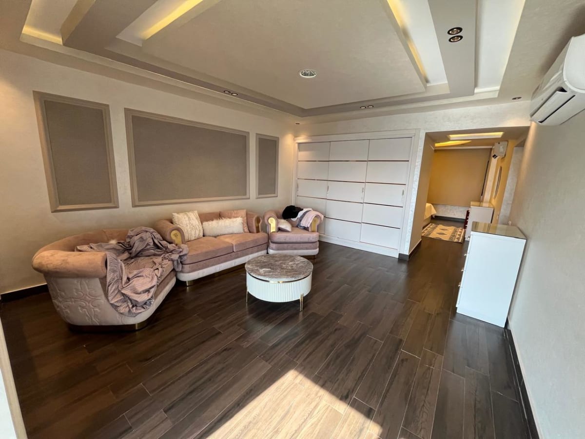 Furnished Apartment In Corniche El Nile For Rent| 280m²|1 Master Bedroom