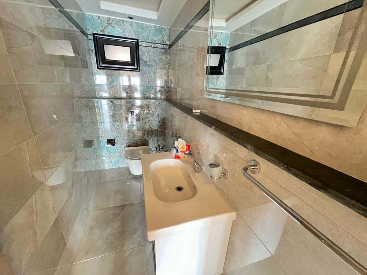 Furnished Apartment In Corniche El Nile For Rent| 280m²|1 Master Bedroom