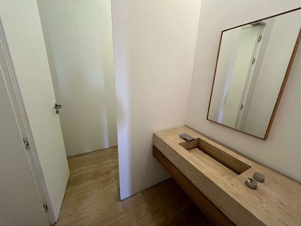 Administrative Spaces For Rent | 1000m² | El Zamalek. 