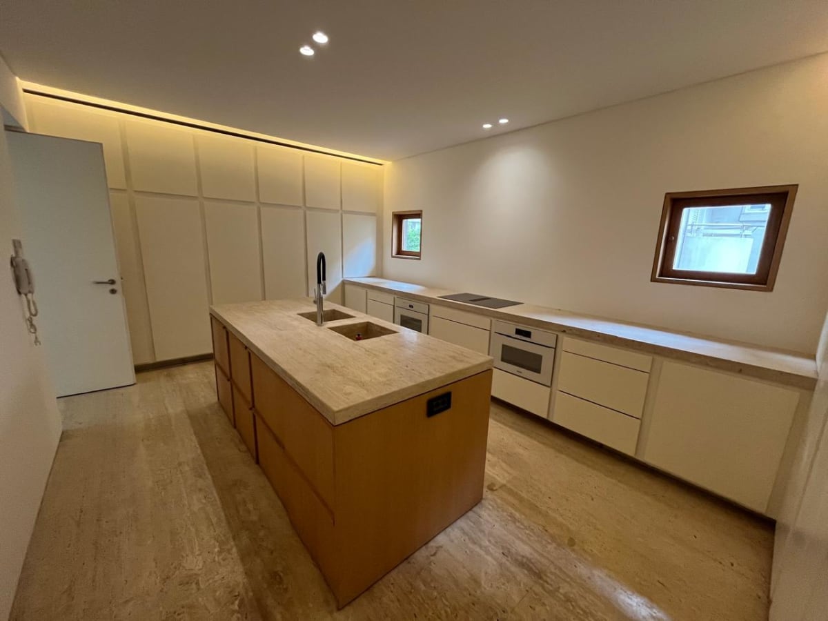 Administrative Spaces For Rent | 1000m² | El Zamalek. 