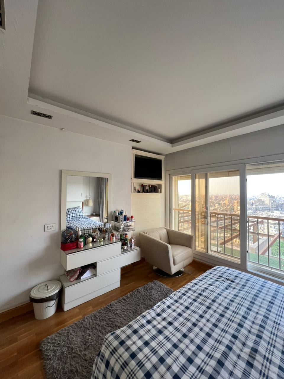 Fully Furnished Apartment With Full AC In Zamalek