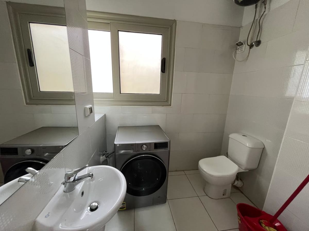 Urban Living: Apartment with Shared Pool for Rent in Maadi, Sarayat