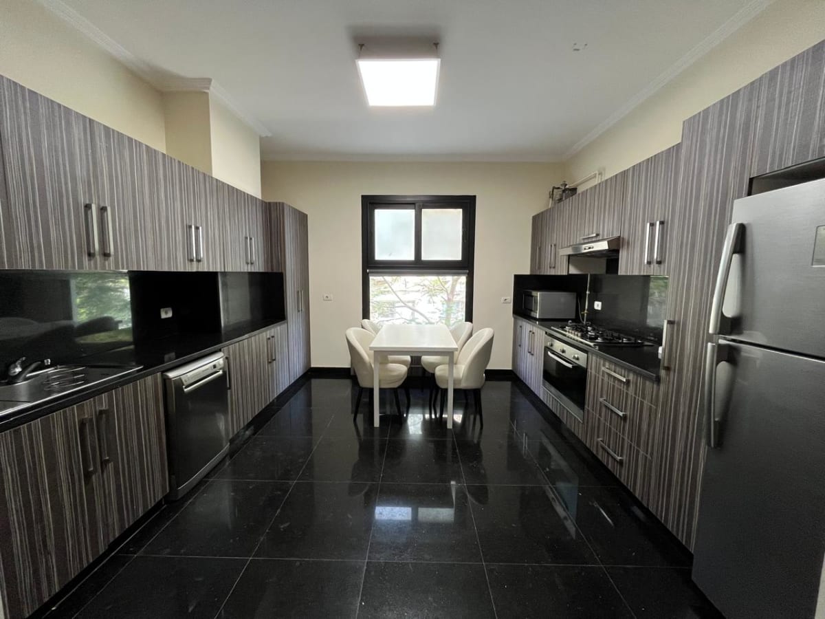 Spacious Family-Friendly Home for Rent in Maadi Sarayat