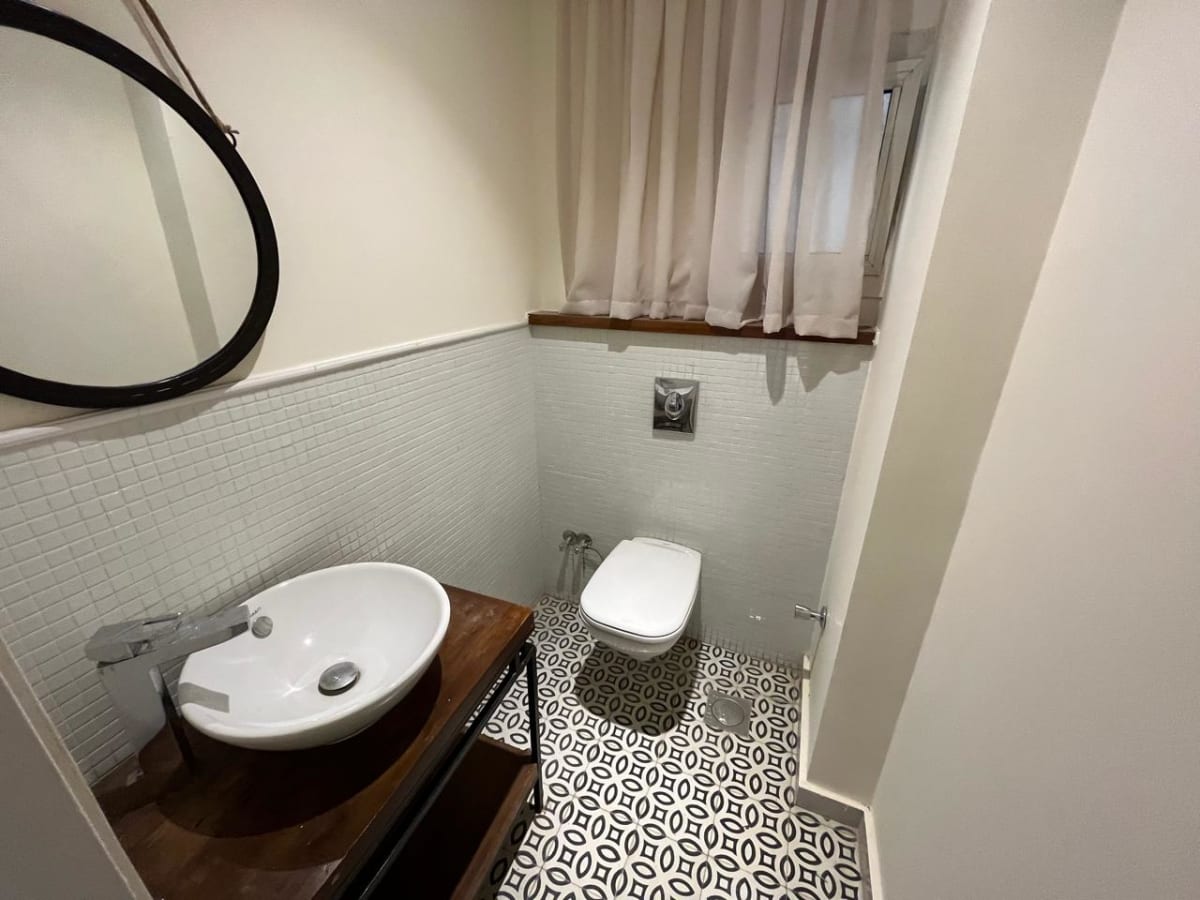Apartment With Balcony Overlooking Gardens In Maadi Degla