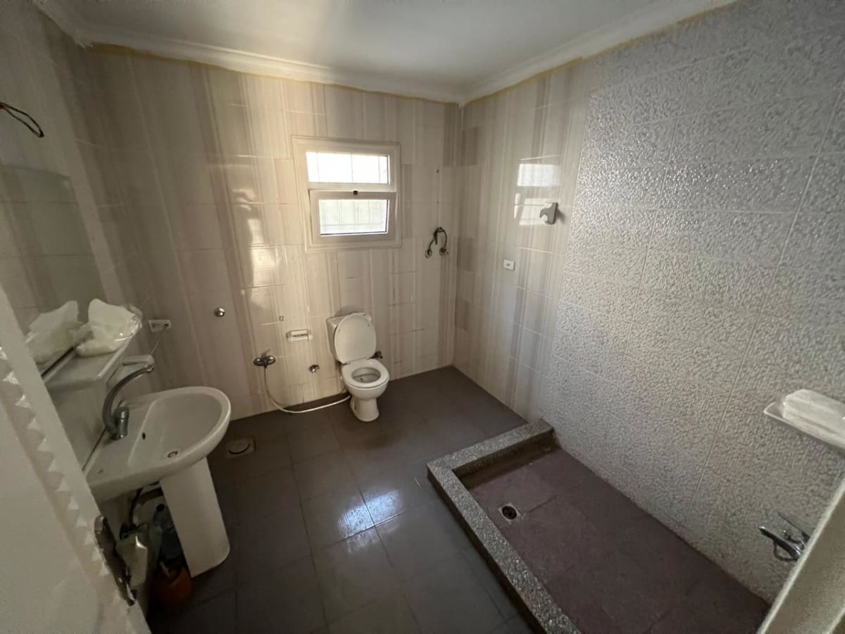 Administrative Villa For Rent| 1000m² | El Sarayat . 