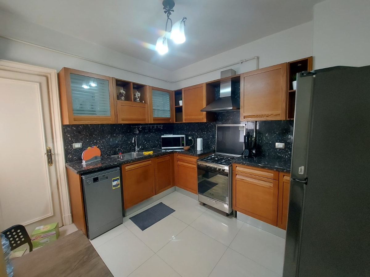 Furnished Apartment For Rent in Zamalek|140m²|secue Area.