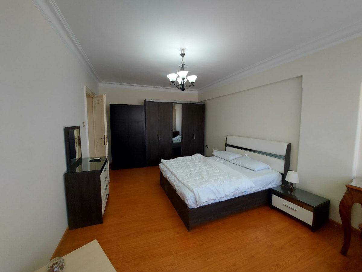 Furnished Apartment For Rent in Zamalek|140m²|secue Area.