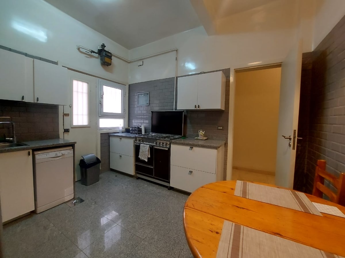 Bright 2BR Apartment with Equipped Kitchen & Balcony