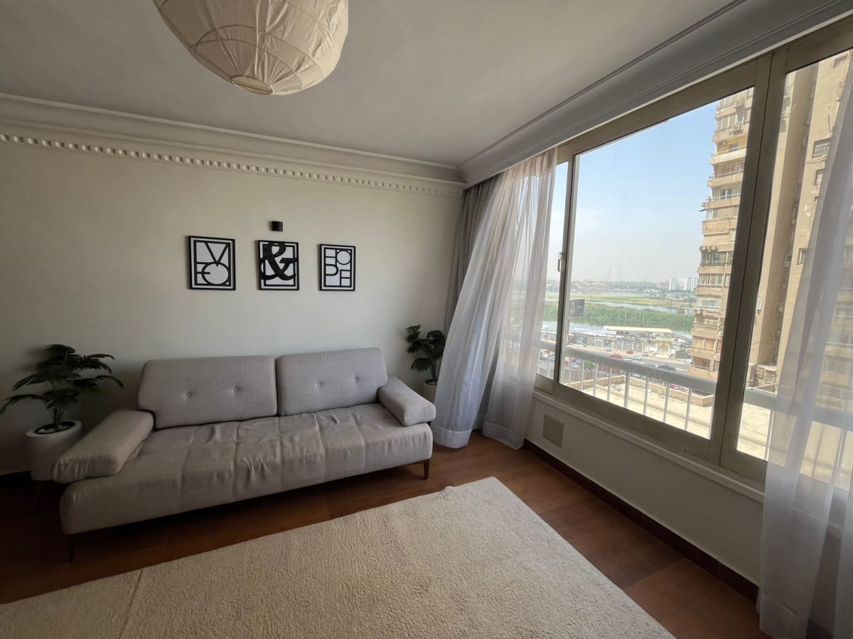 Furnished 2 Bedroom Apartment in Maadi Corniche 