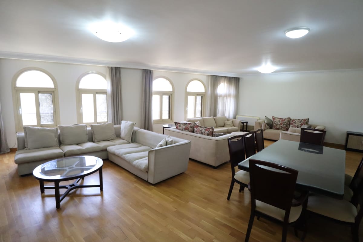 Modern 3BR Apartment Combines Refined Living & Natural Beauty