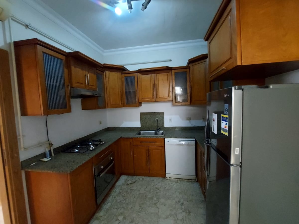 Sunny 2BR Apartment for Rent with Shared Pool