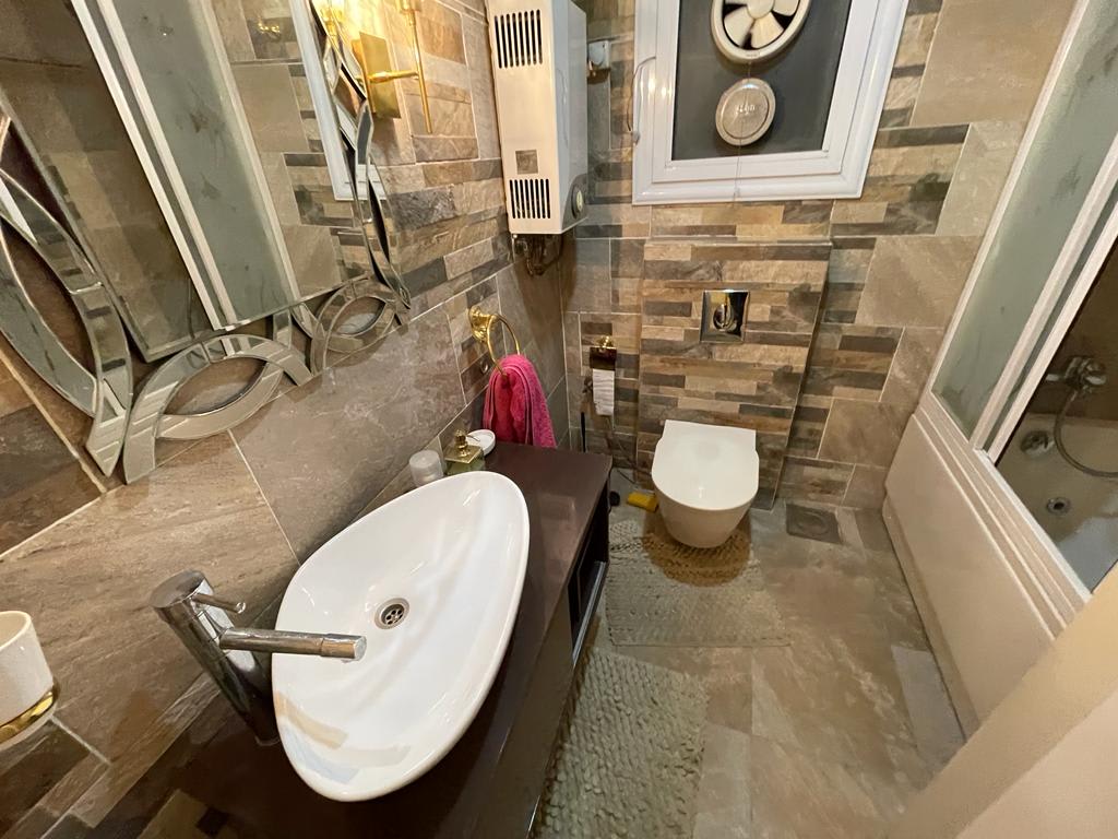 Bright & Spacious Apartment in Prime Maadi