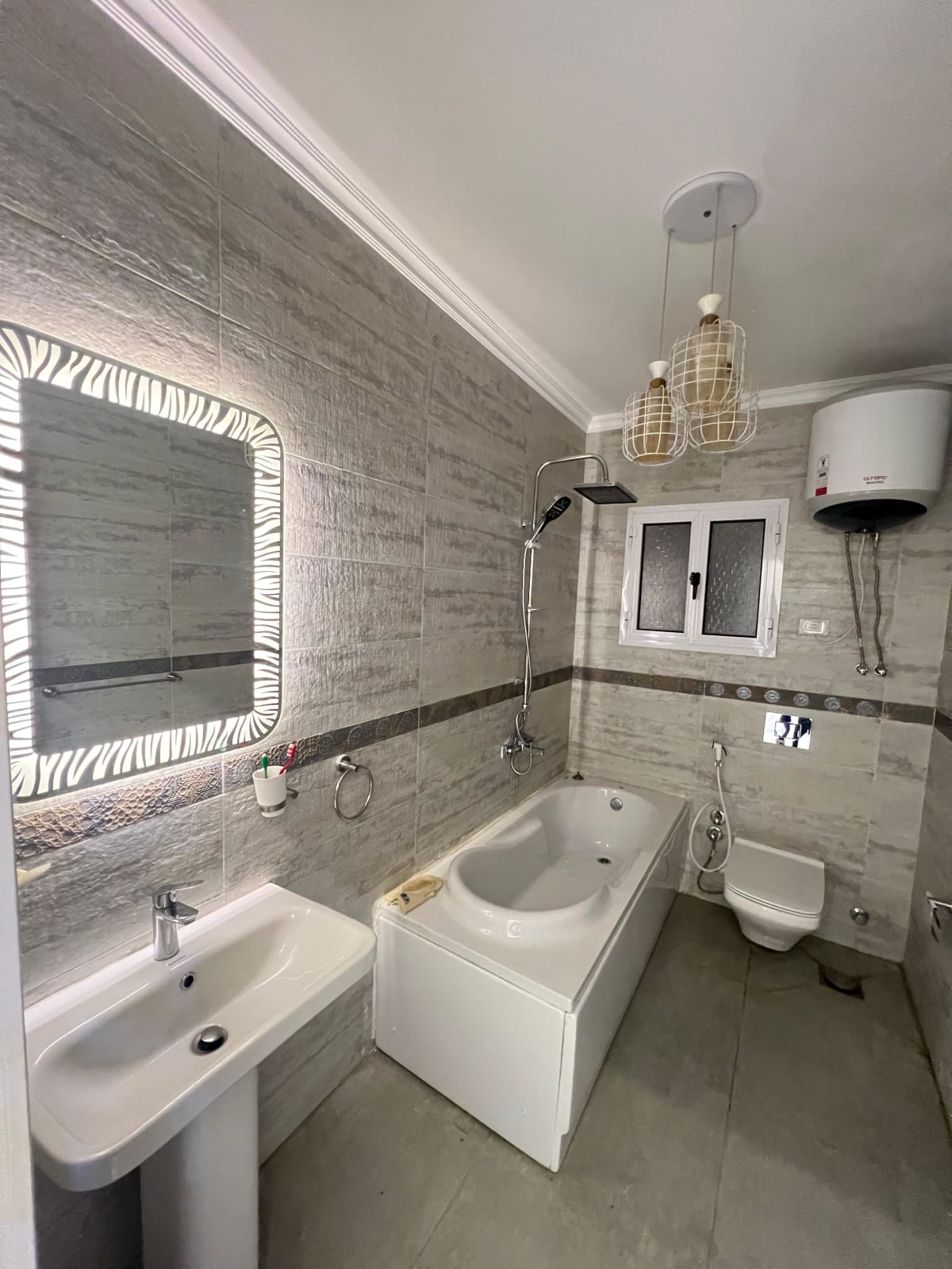 Airy 2BR Apartment with Natural Light