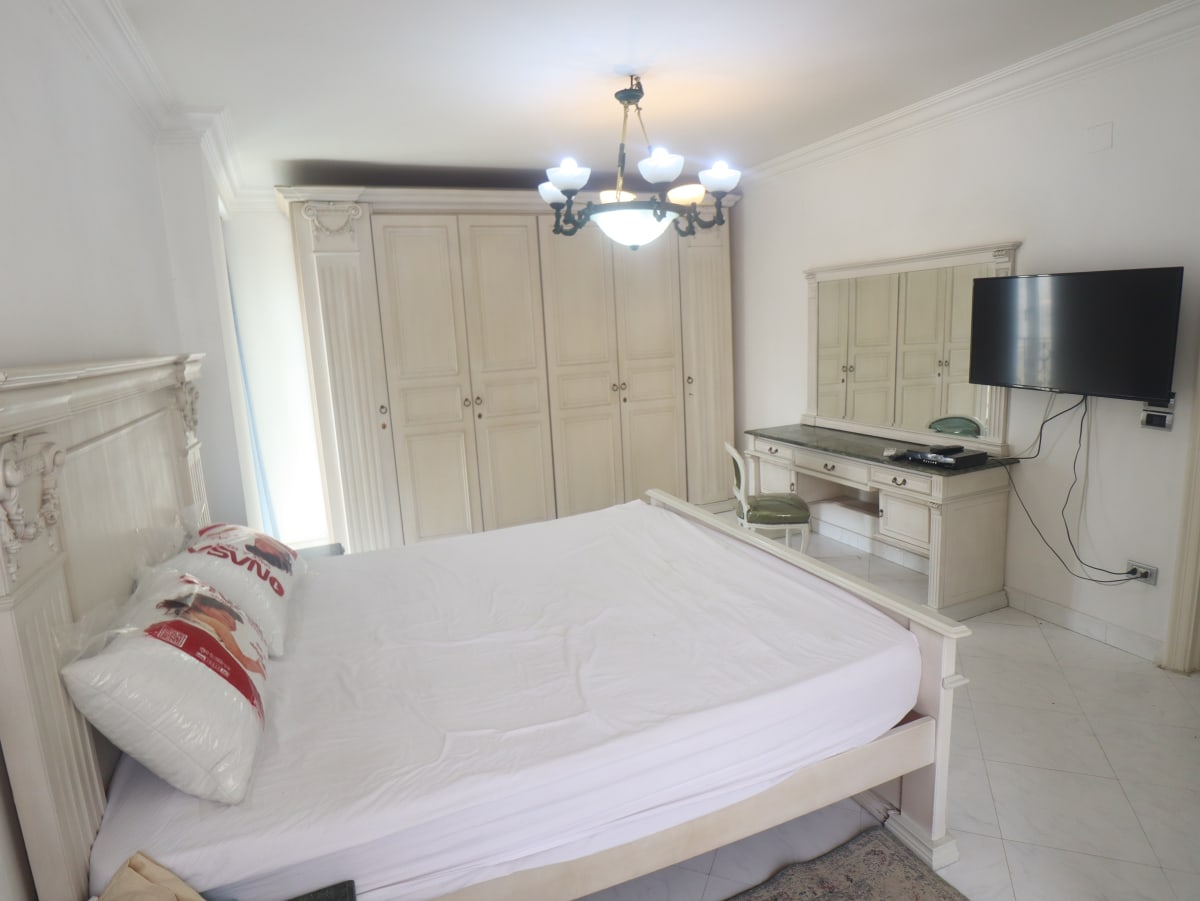 Elegant Modern Furnished Apartment In Prime Maadi Sarayat.
