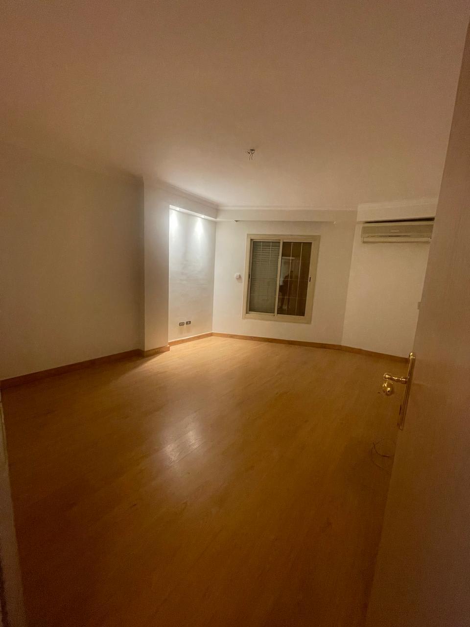 Sunlit 3BR Apartment with Balcony Views in New Maadi
