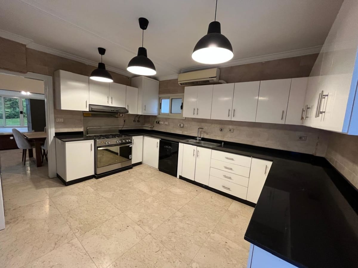 Administrative Villa | 800m² | Maadi Sarayat.