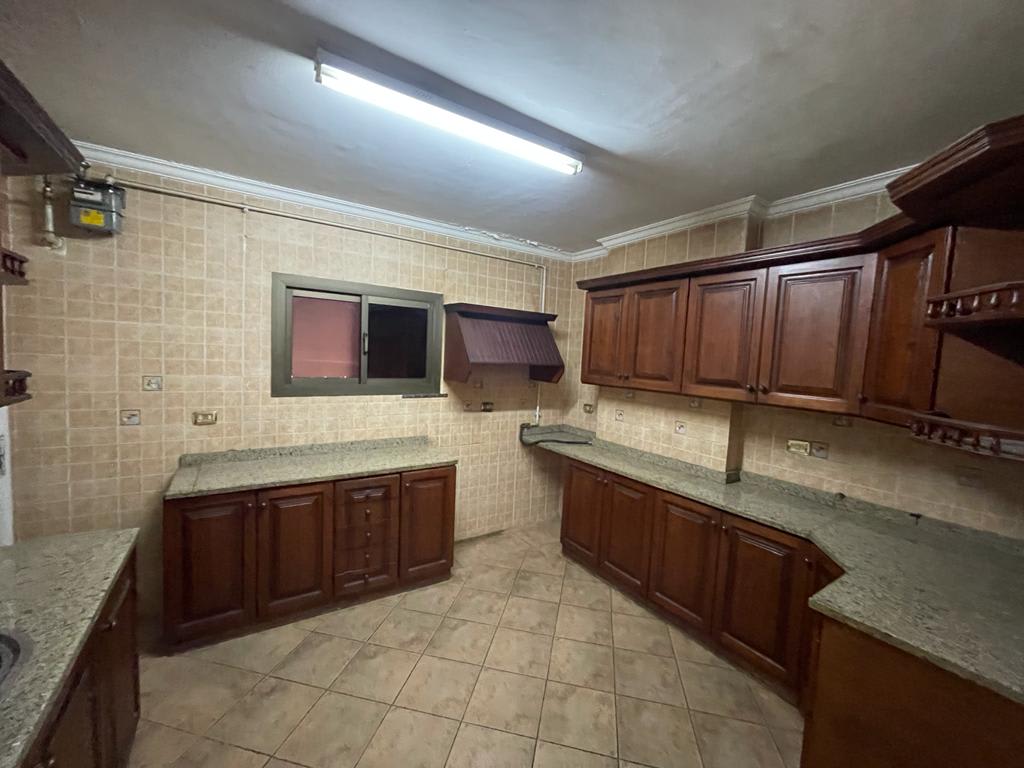 Spacious 3-Bedroom Apartment with Green Views