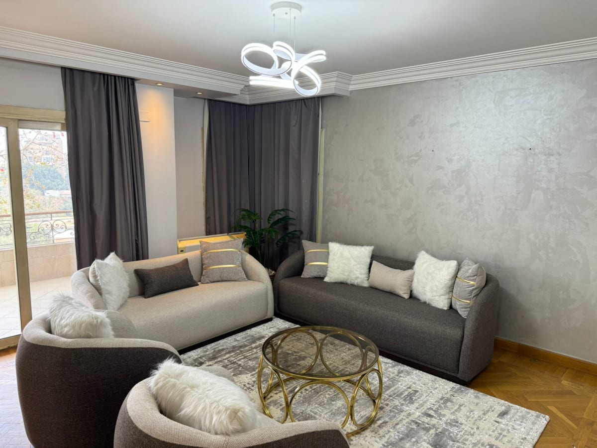Chic & Modern Apartment For Rent In Maadi Degla.