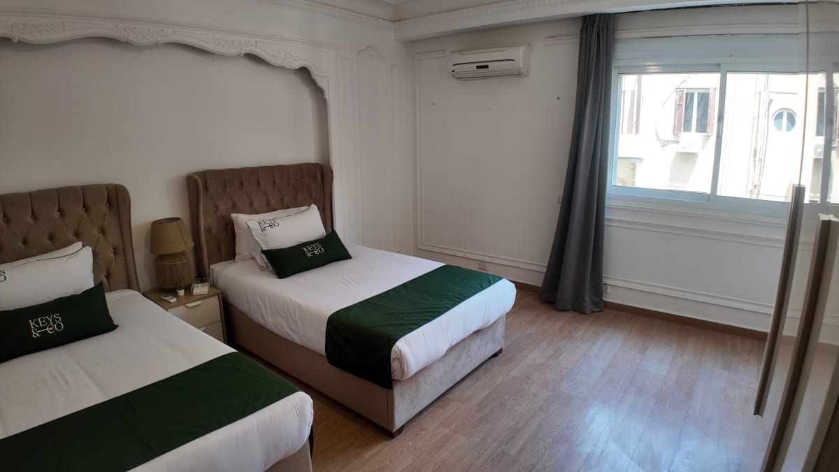 Charming Apartment In Prime Location In Zamale.