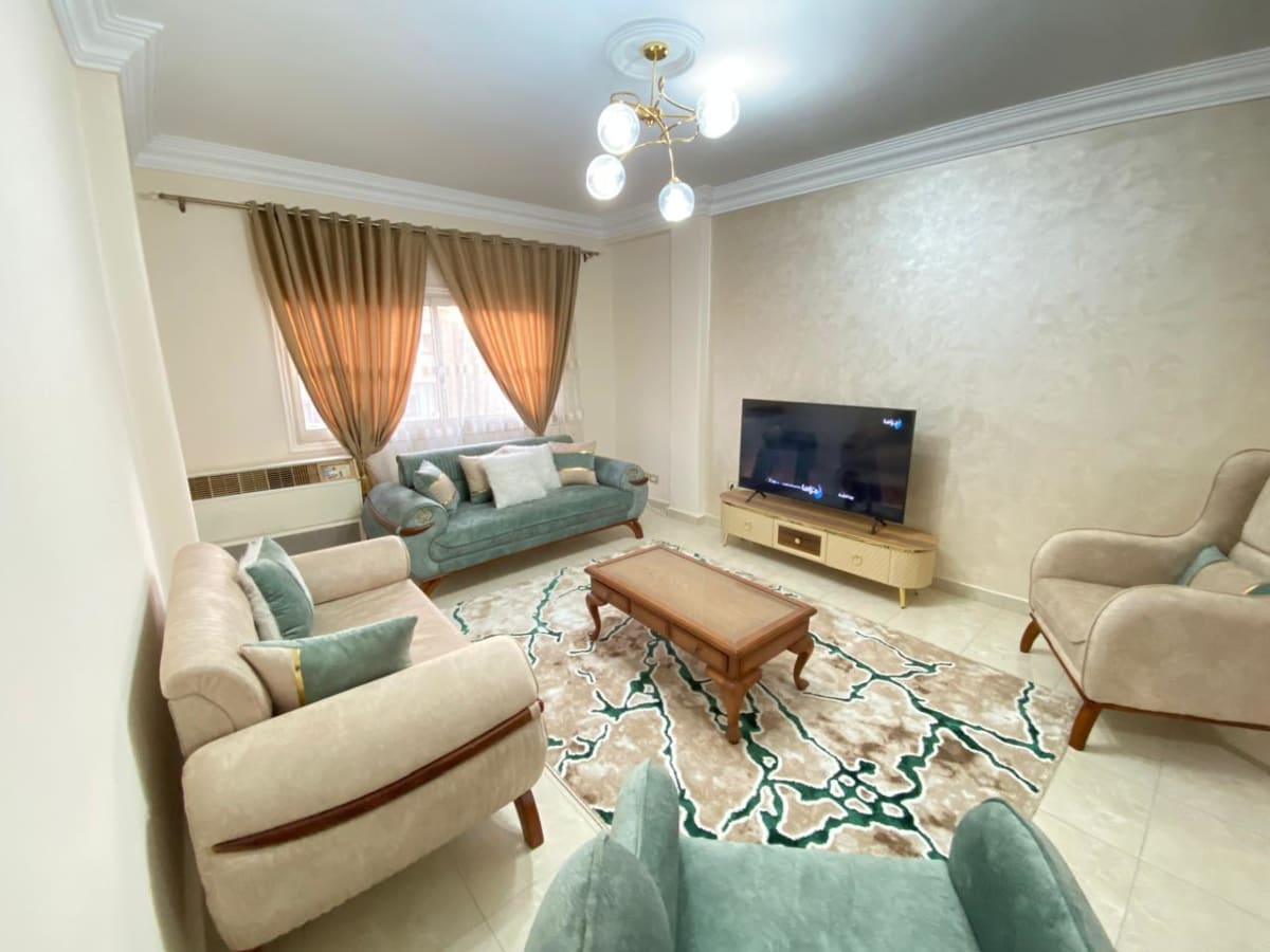 Brand New Apartment For Rent in Degla Maadi|200m².