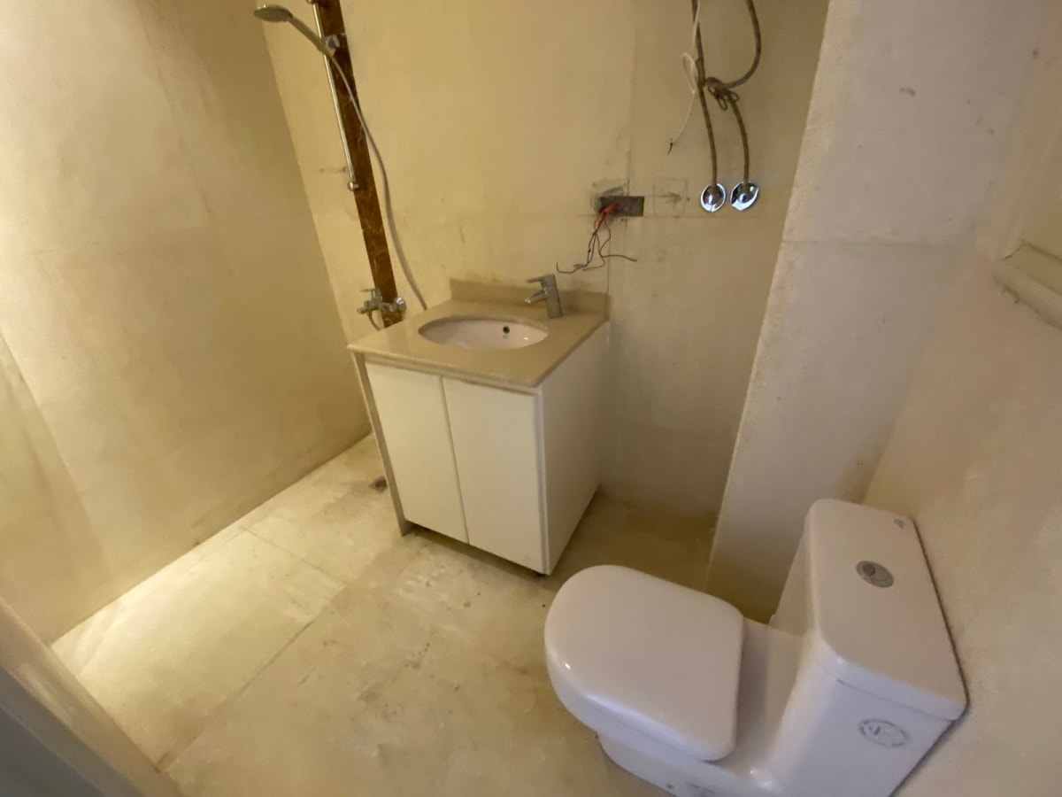 Spacious Ground Floor Apartment with 3BR and 220 sqm