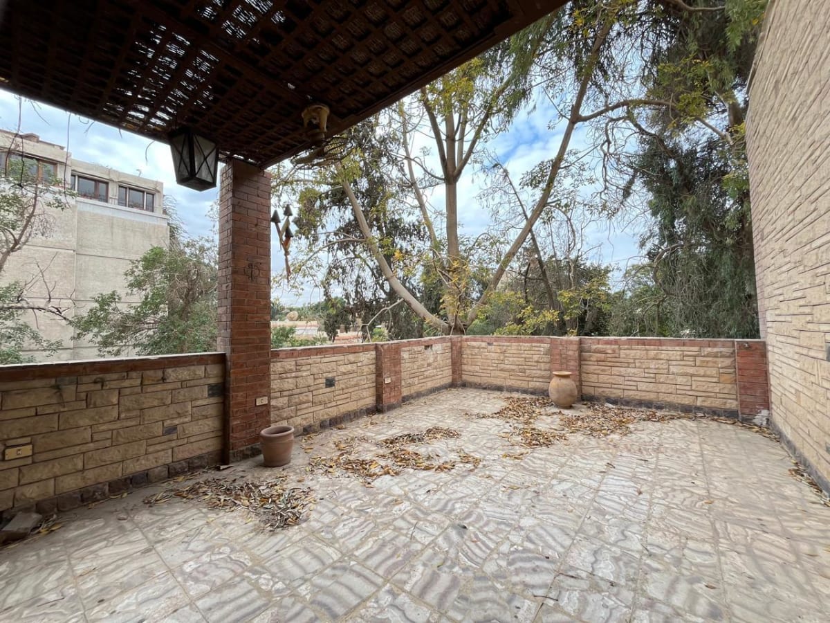 Semi-Furnished Penthouse with Spacious Private Terrace