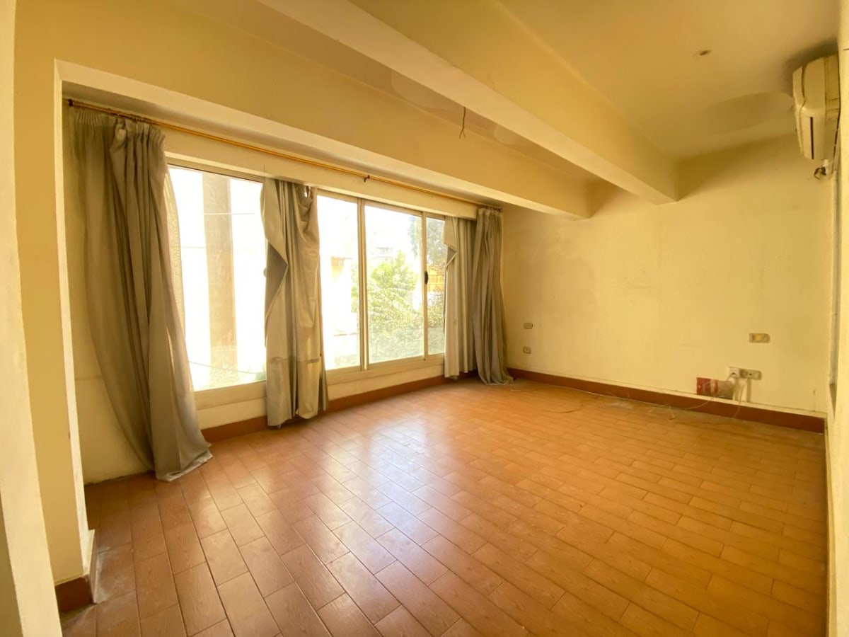 Semi Furnished Apartment 6-Bedrooms In Maadi Sarayat