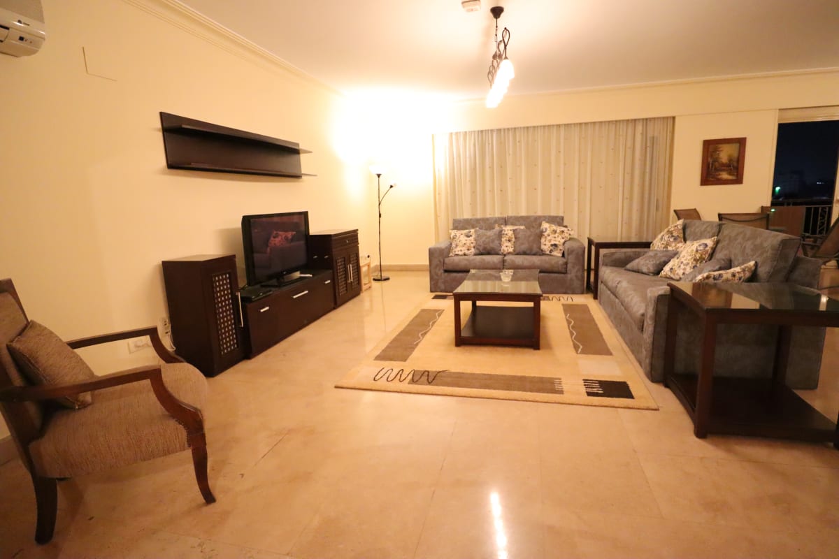 Sophisticated Living In A Furnished Degla Residence.