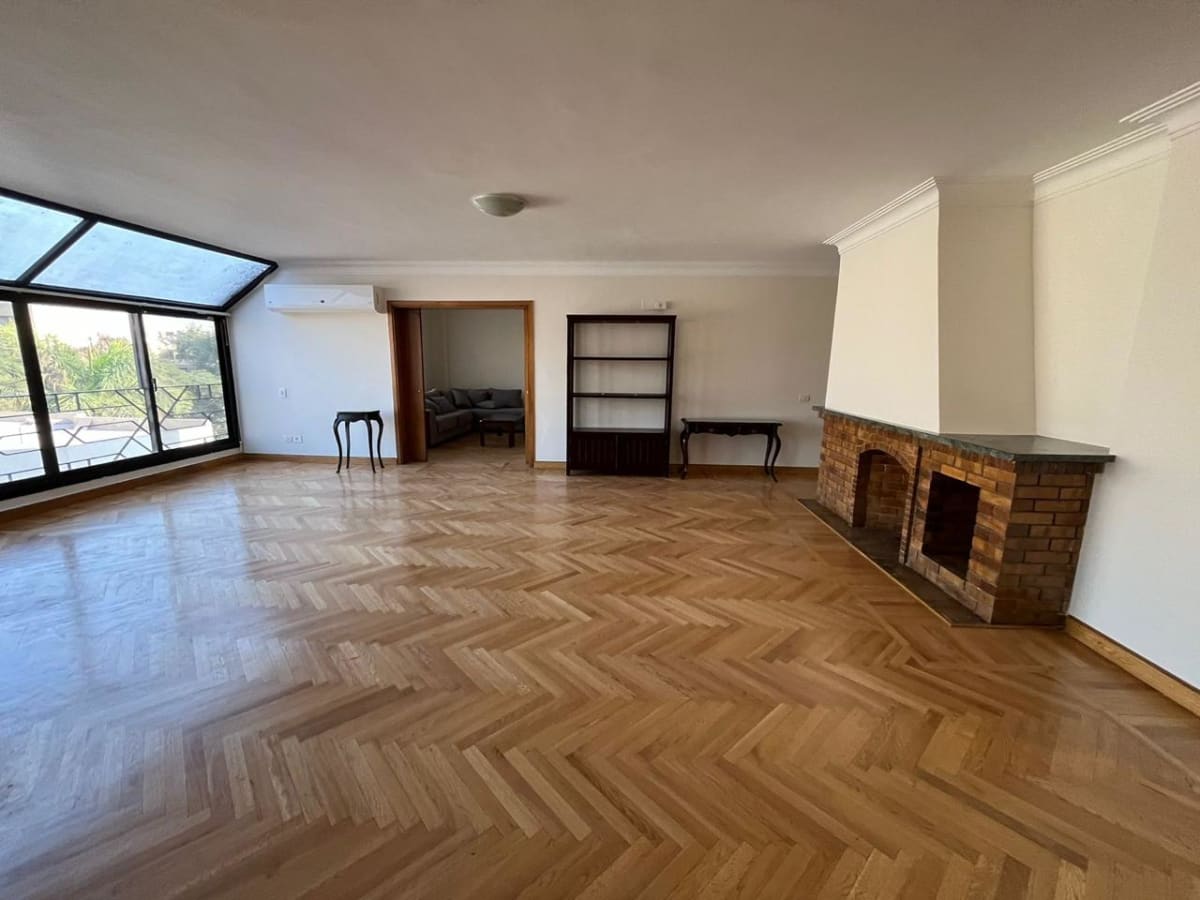 Unique Penthouse With Beautiful For Rent In Maadi Sarayat